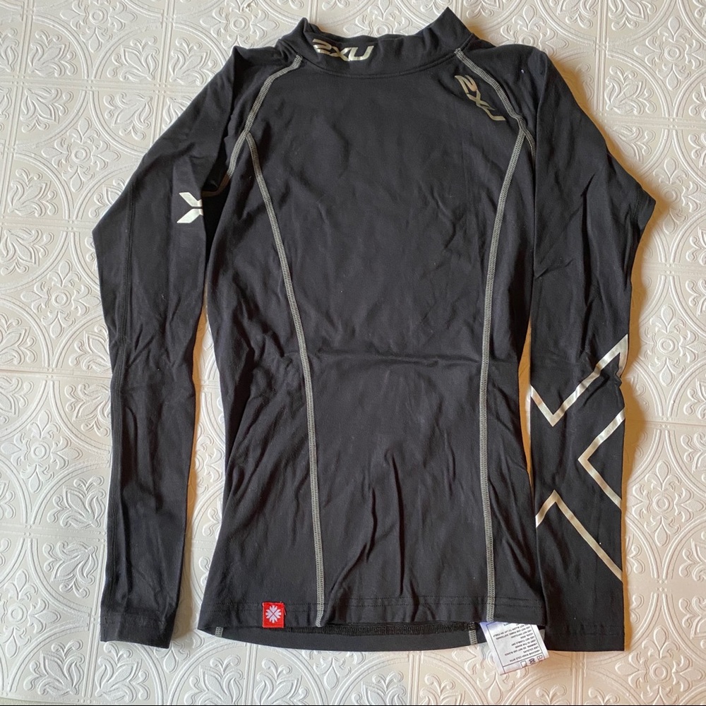 2XU Compression Wind Defence